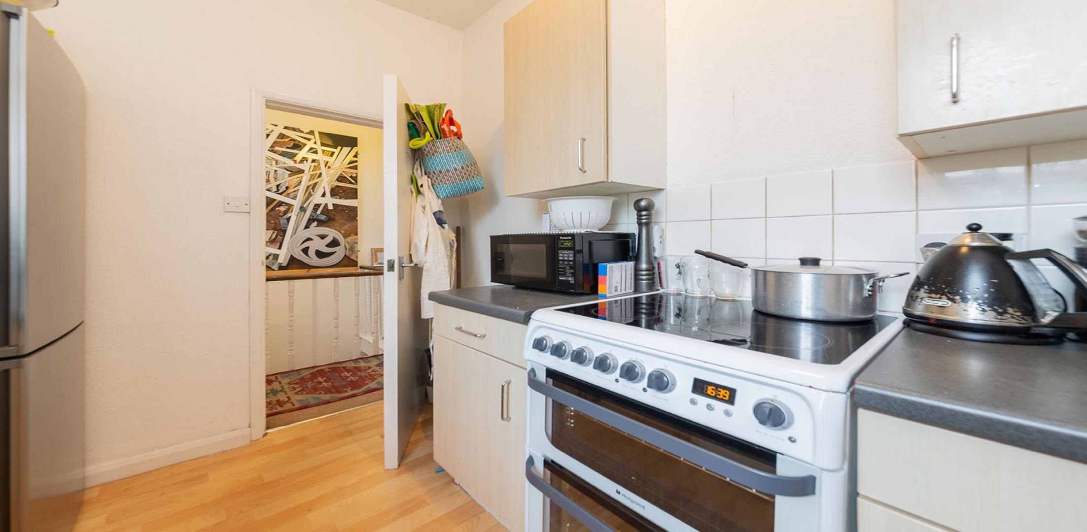 Modern Apartment Chapter Road, Willesden Green